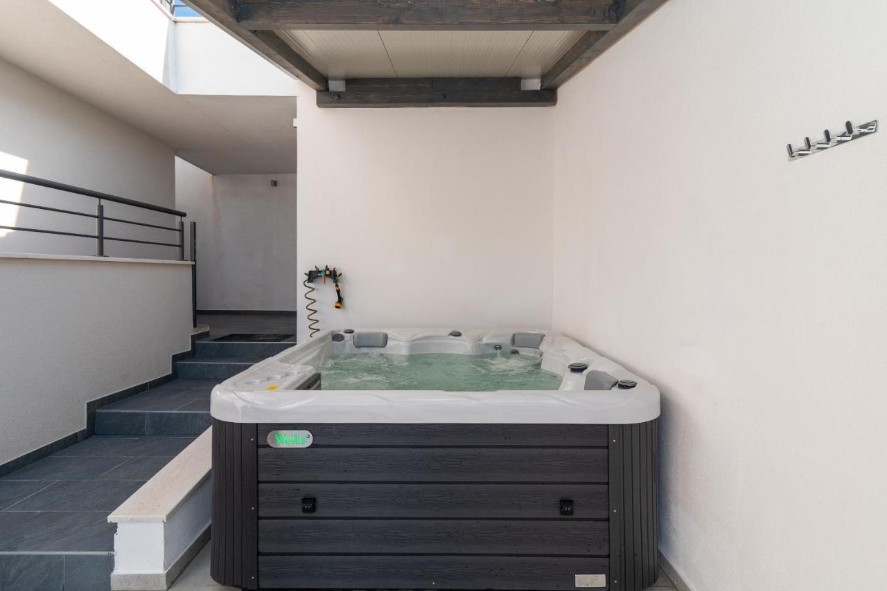 Delux Apartment Eva Trogir Exterior photo
