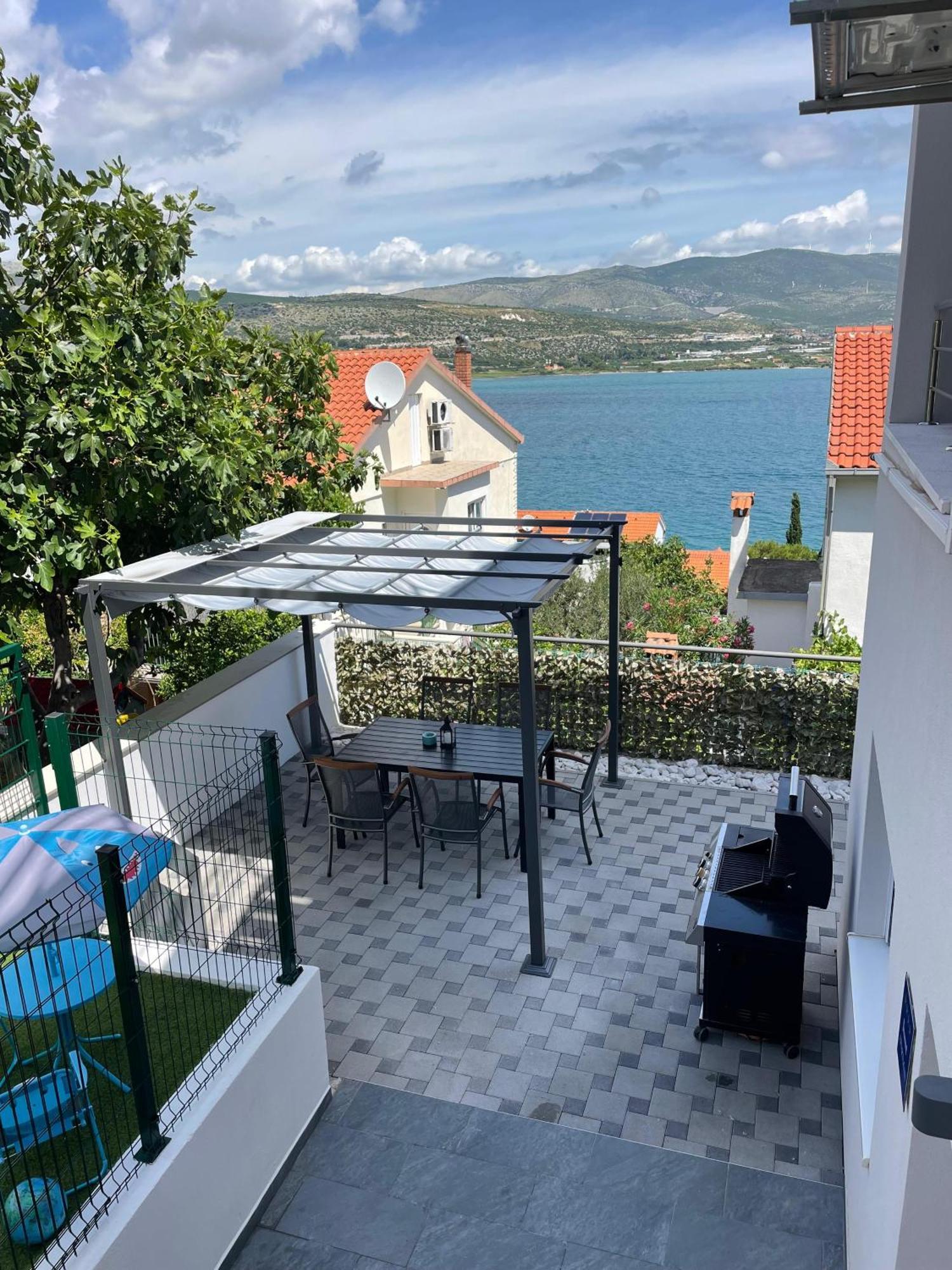 Delux Apartment Eva Trogir Exterior photo