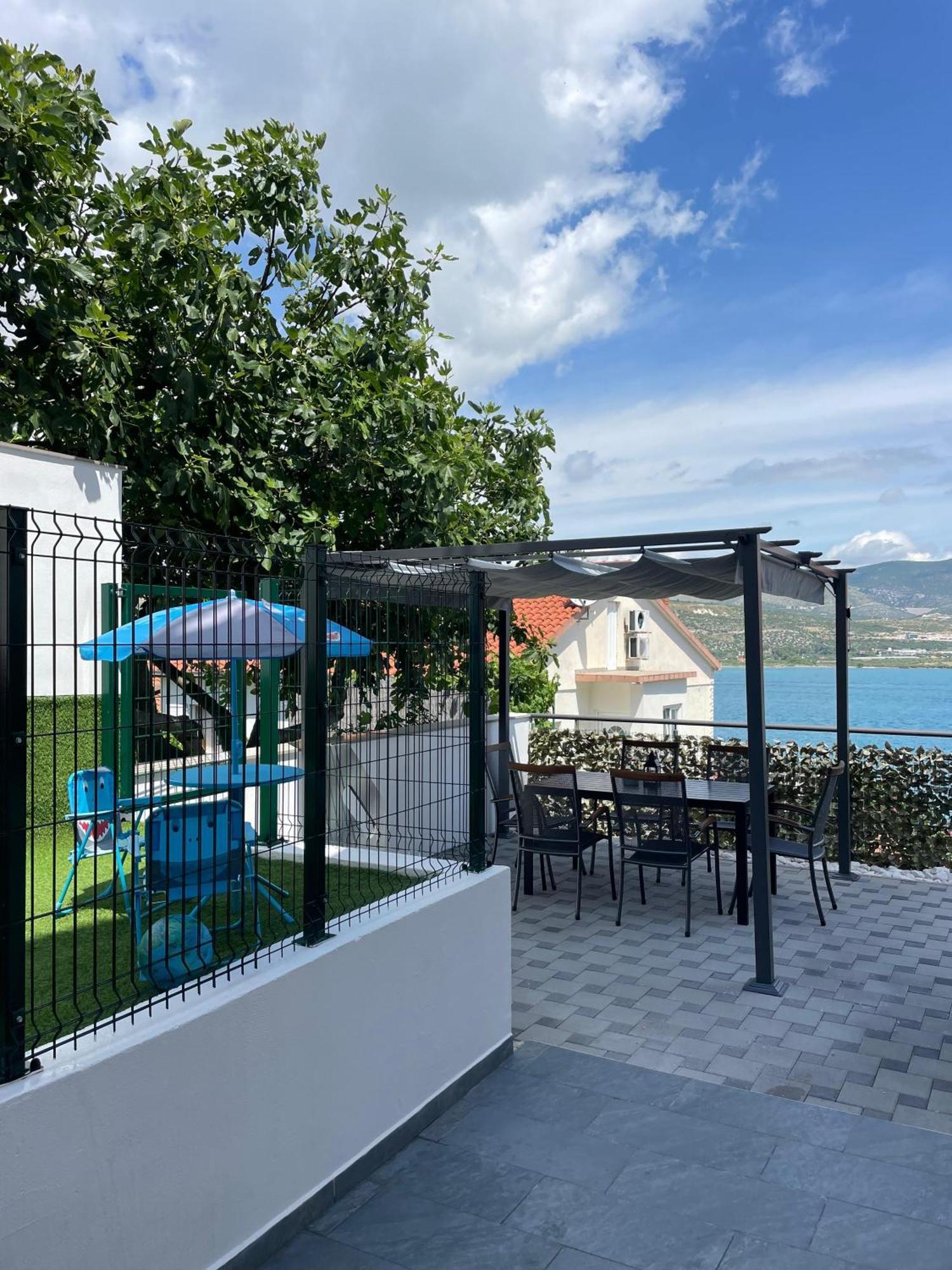 Delux Apartment Eva Trogir Exterior photo